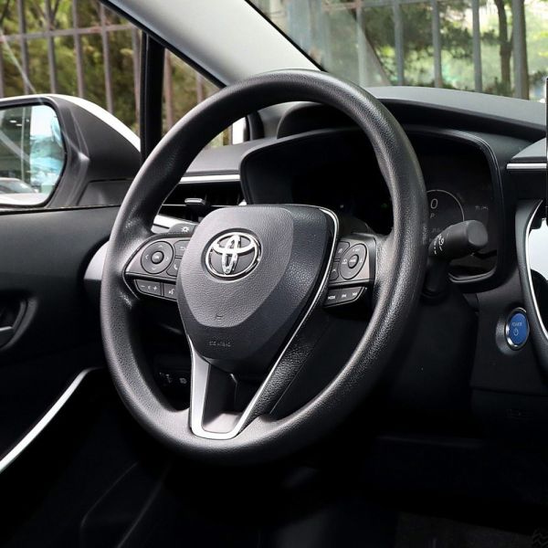 70Kw Total Motor Power Customized Electric Car 2023 Toyota Corolla 1.8L Double Engine Pioneer Version Energy Compact Hybrid Car
