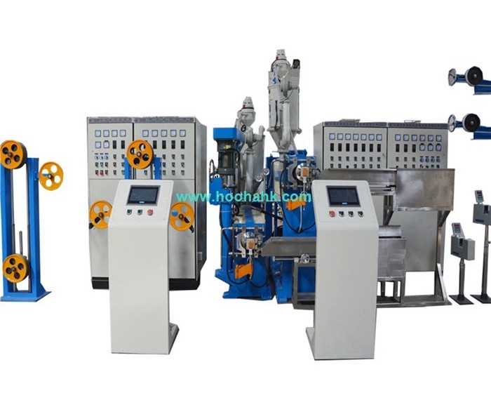 Машина электрического кабеля управлением PLC 15KW прессуя