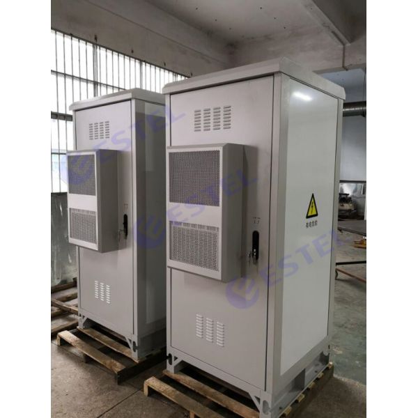 Водоустойчивый восходящий поток теплого воздуха корозии шкафа IP55 электропитания анти- изолированный для оборудования кондиционера