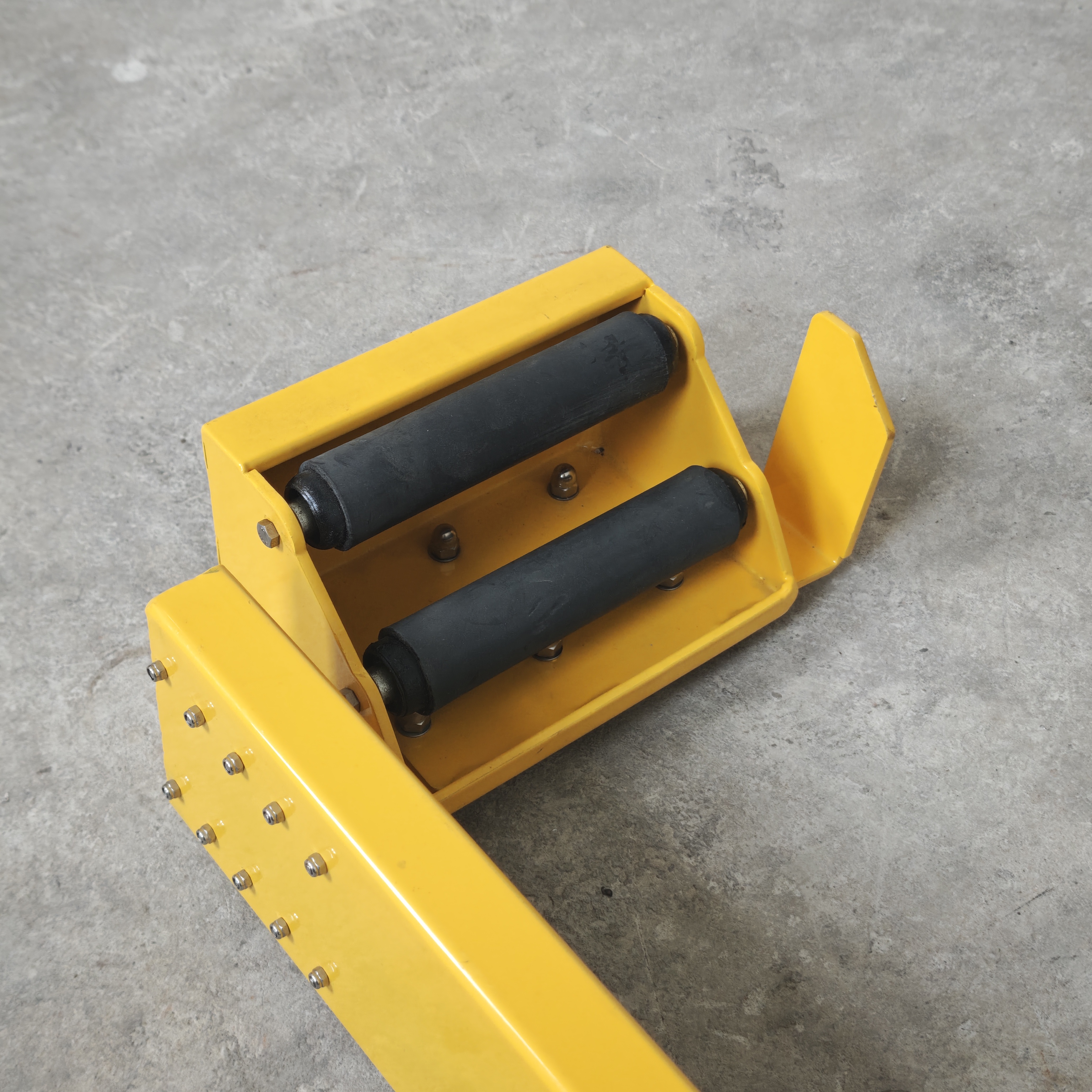 Traffic Yellow Anti Sliding 5KG Wheel Clamp for Secure Parking and Theft Prevention