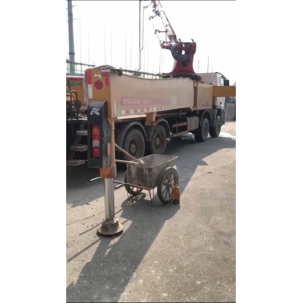 Service après-vente 2019 Sy 56m pompe à béton semi-sec sur camion Benz pompe à béton