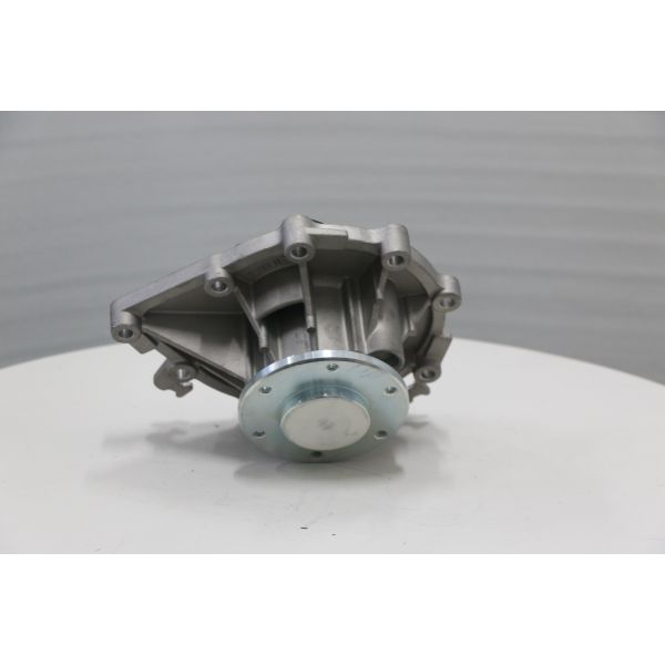 200V06500-6694 Sinotruman Water Pump for 3kg Truck Diesel Engine and Long-lasting