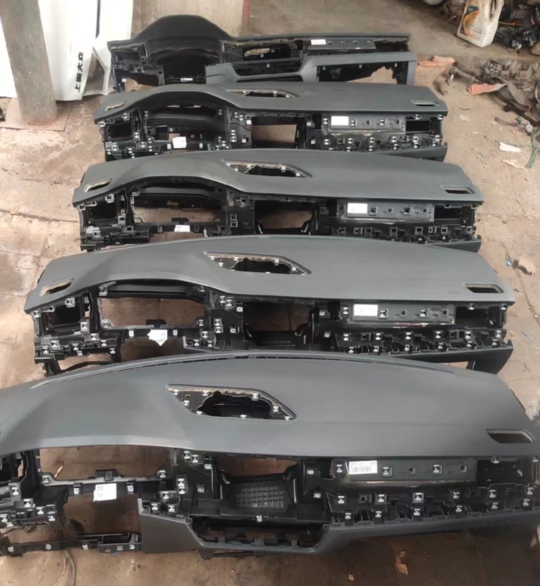 Volkswagen Tiguan L11-18 Year Instrument Panel Skeleton Original OEM 5NG857003 Durable