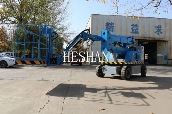 Small Spider Articulated Boom Lift Equipment Cherry Picker Boom Lift 230kg