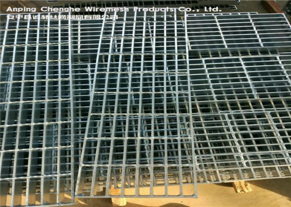 Serrated Type Vehicular Garage Floor Drain Grate Mild Steel With Clear Opening