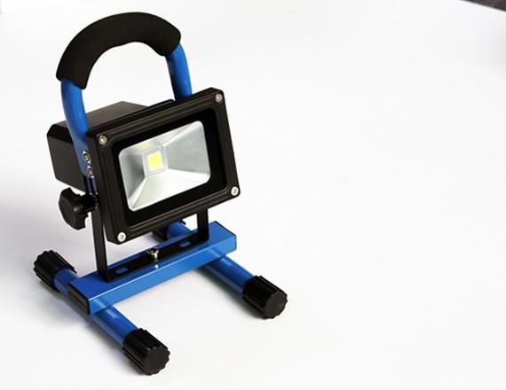 5W/10W/20W outdoor led lights and easy moving car Led lighting in emergency IP65 supplier