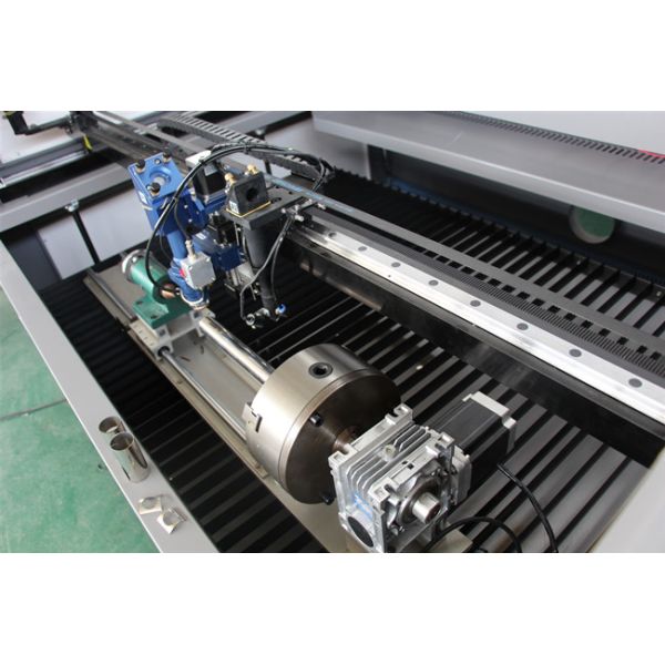 Машина резца металла Cnc автомата для резки 300W лазера металлического листа СО2