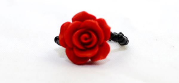 Chinese red lacquer carved cinnabar red ring ring