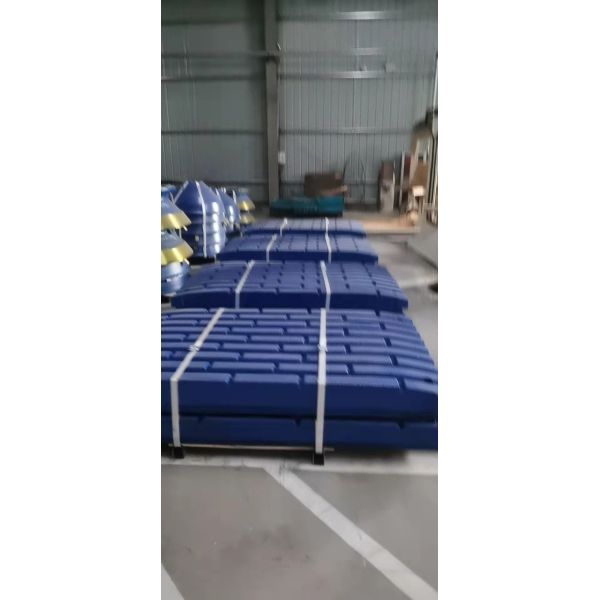 Ore Mining Mn22 Mn18 Mn13 Jaw Crusher Parts C63 Tooth Plate Jaw Plate with Machining