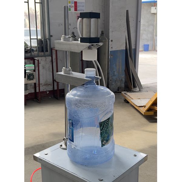 Автоматическая пластиковая бутылка 3 галлона 5 галлонов оборудование машины воды в бутылках 20 литров покрывая для машины завалки галлона