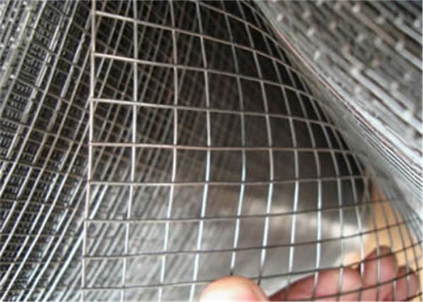 4x4 Galvanized Welded Iron Wire Material and Fence Mesh Application Game Wire Fence