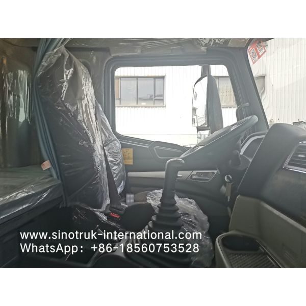 Nouvelle Howo E7 cabine noire de SINOTRUK HOWO Tipper Dump Truck LHD 6X4 371HP