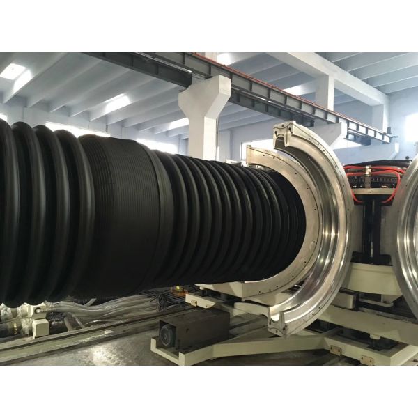 SBG1000 DWC Pipe Manufacturing Machine , High Speed Corrugated Pipe Making