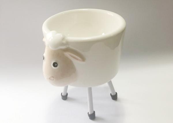 Novelty Ceramic Egg Holder , Animal Ceramic Egg Cups 3D Figure With Metal Leg