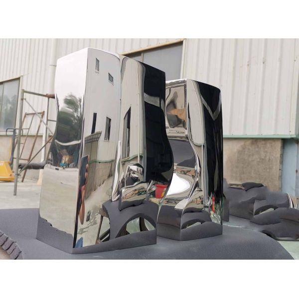 Нержавеющей стали зеркала статуй сада скульптура искусства современной на открытом воздухе общественная