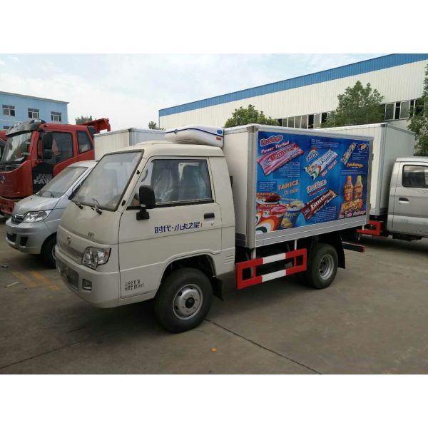 Mini Foton Refrigerated Delivery Truck , Refrigerator Van Truck 1000kg For Cold Drink