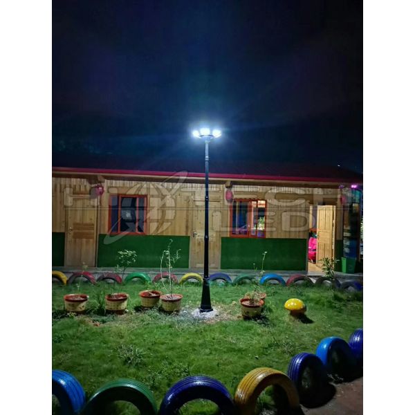 30W Smart UFO all in one integrated solar LED garden light, 360 degree lighting