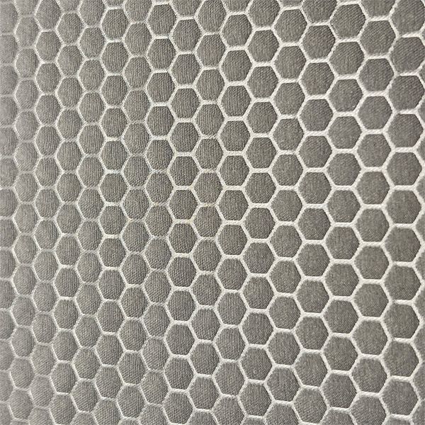 100% Polyester 75D * 150D Twill Peach Skin Fleece 113gsm3D Embossed Beach Pants Windbreaker Fabric