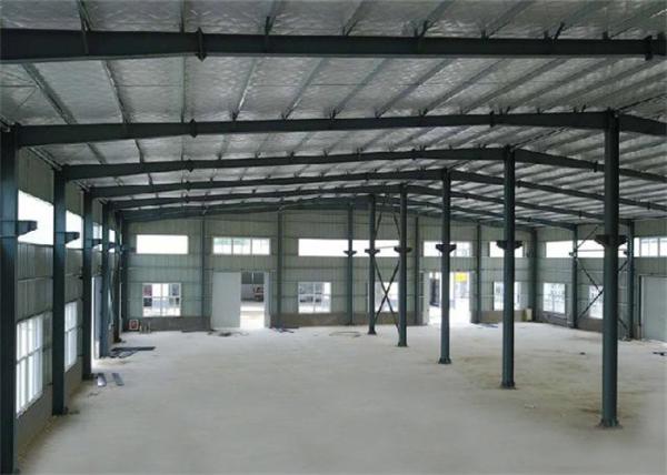 O armazém da logística da construção de aço de Q355B pré-fabricou a construção da construção de aço