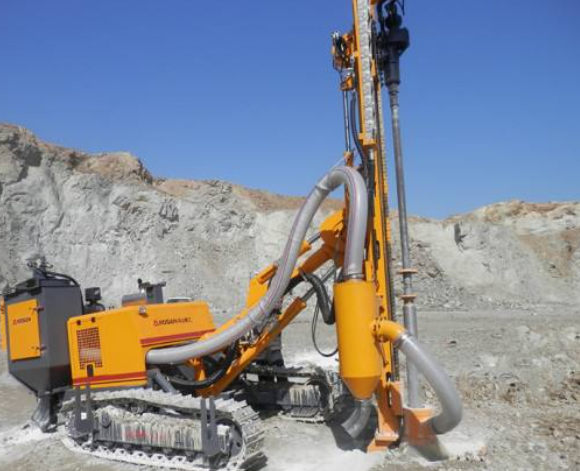 Furukawa 3115915390 COP1838 0666718801 Kit de joints d'étanchéité de forage hydraulique Pièces de rechange Joint d'huile Foreuse de forage Joint d'étanchéité de forage pour marteau perforateur