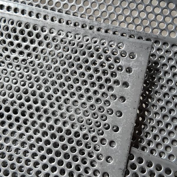 1mm Thick Galvanized Steel Perforated Metal Fence 1000*2000mm R20mm Round Hole