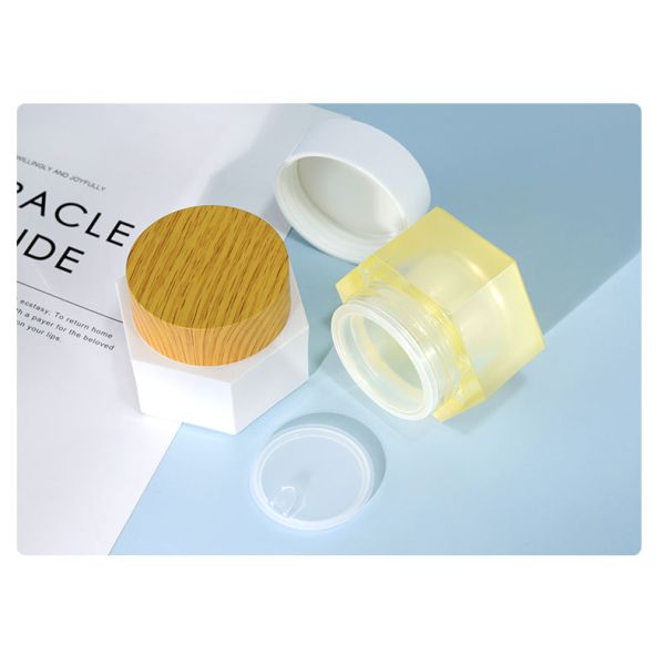 Botellas de cosméticos recargables de PP / acrílico Botella de perfume cuadrada de 100 ml Transparente a medida