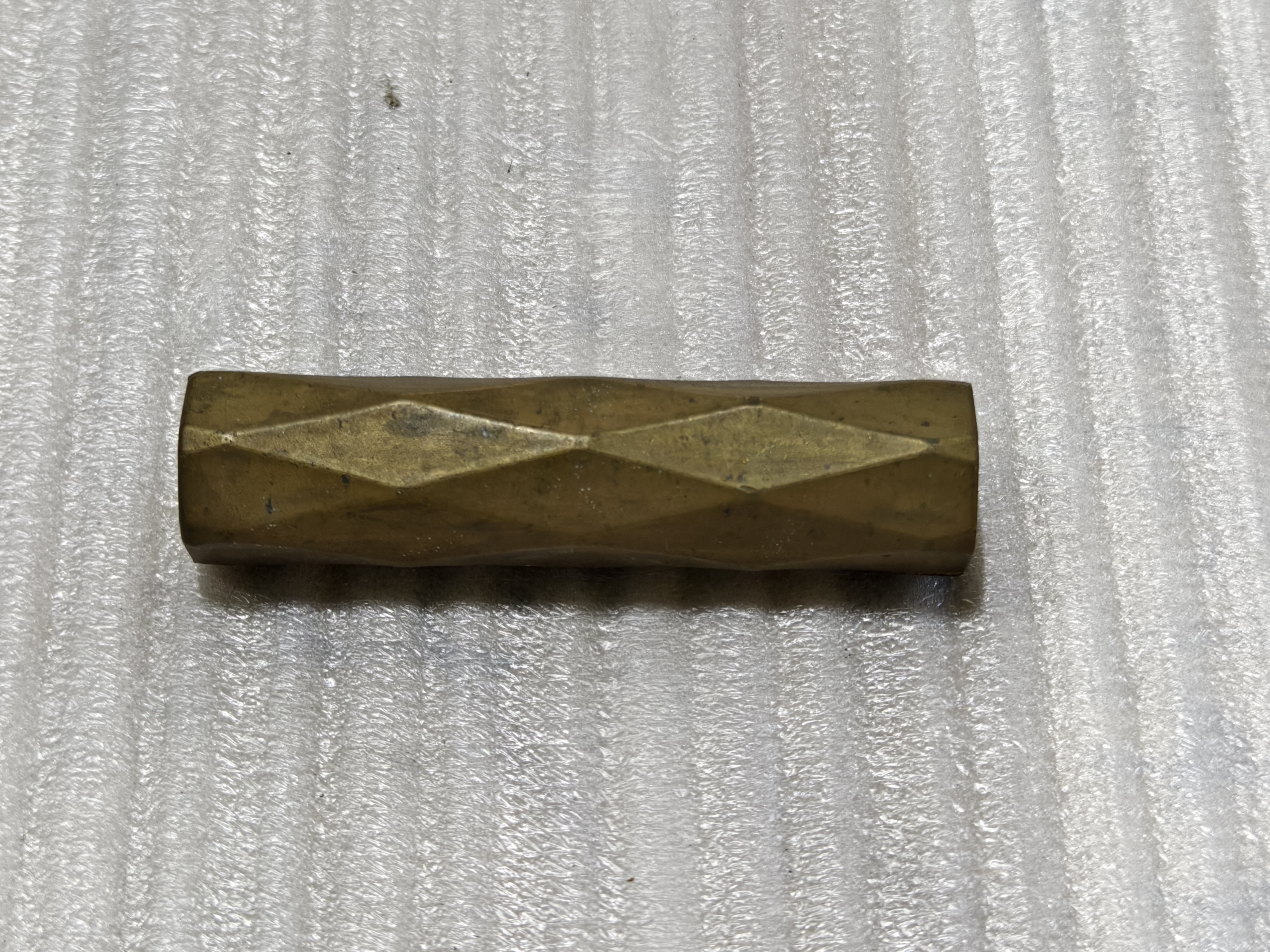 Precision Tight Tolerance CNC Grinding Equipment For Brass Faceted Cylinder Handle