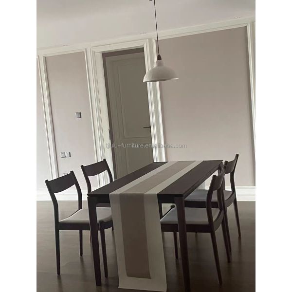 Silla de comedor de madera sólida con cojín cómodo en la naturaleza colores populares para restaurante contemporáneo