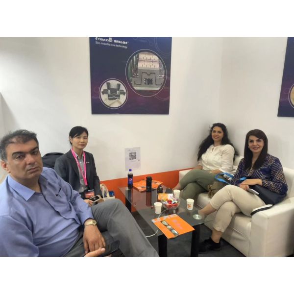 3CR17 Mould Material and Water Tank Calibration for Long-Lasting UPVC Door Frame