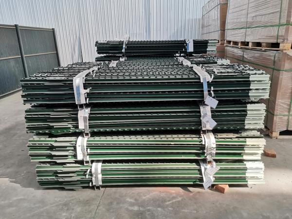5ft Drive-Thru Plastic Coated Chain Link Fencing Order Station Integration