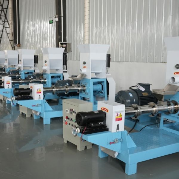 CE Small Pet Food Making Machine Fish Feed Production Machine wear resistance