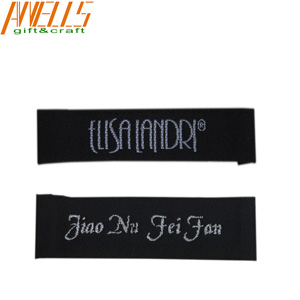 Square Colorful  Woven Clothes Label Flat Appearance Fade Proof