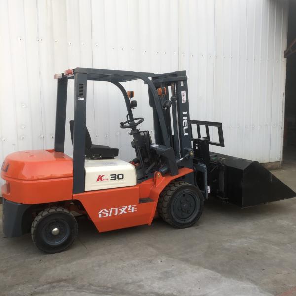 3 Ton Used Diesel Forklift With Hydraulic Tipping Bucket For Loading Unloading Loose Materials