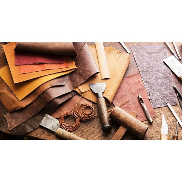 High End Gift Set Corporate Luxury Gift Promotion Items Notebook Umbrella Vacuum Flask Speaker Note Book Gift Set  Umbrella Vacuum Flask Pen USB Flash Drive Mouse Notebook Name Card Holder Bookmark