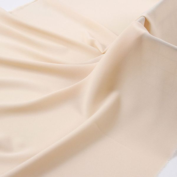 Ткань полиэстера устойчивой равнины 138gsm крася для одежды женщин