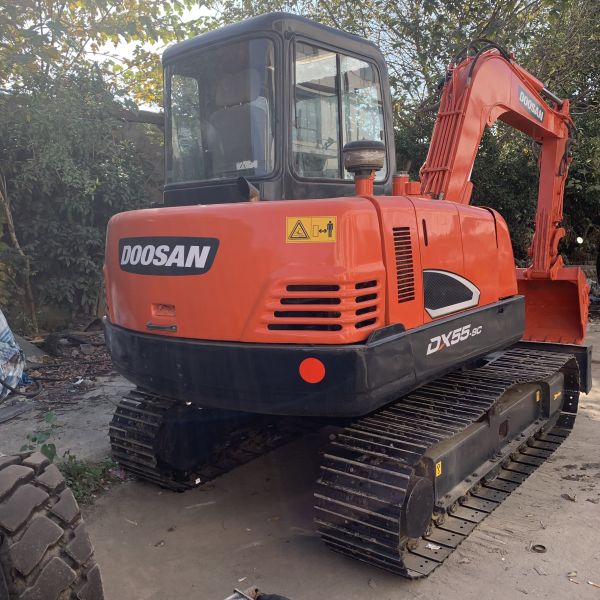 Использованный мини экскаватор Doosan DX55 DH80 оригинальный Doosan DX75 DH80 DX55 с 36,2 кВт