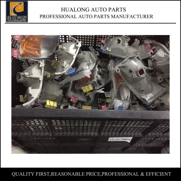 Truck Corner Lamp Turning Corner Light OEM 92301-6A000 92302-6A000 Hyundai HD120 Parts