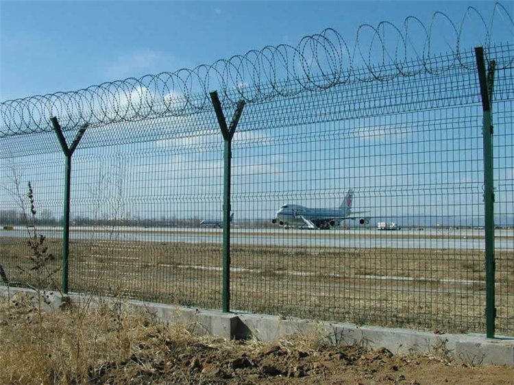 Цена по прейскуранту завода-изготовителя гальванизировала и pvc покрыл анти- цены загородки аэропорта безопасностью подъема