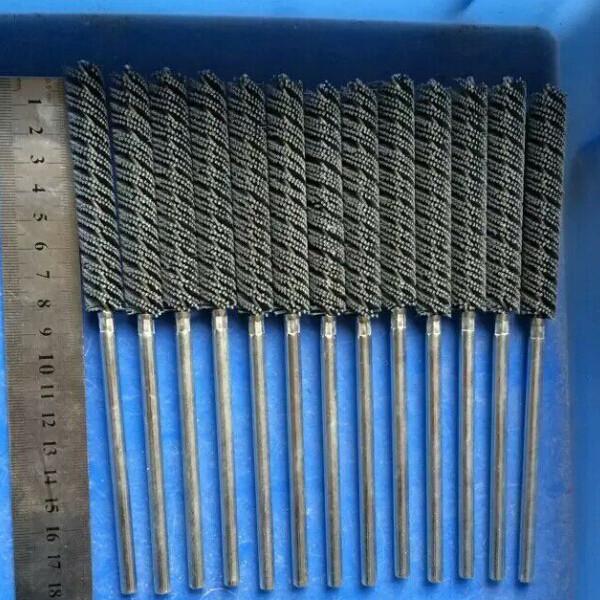 Industrial Nylox Power Tube Brush Single Spiral for cleaning hydraulic valve