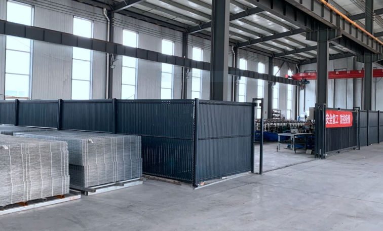 Высота в 1,8 метра 3d сварила сетку ограждая старея устойчивый провод с пластиковой панелью