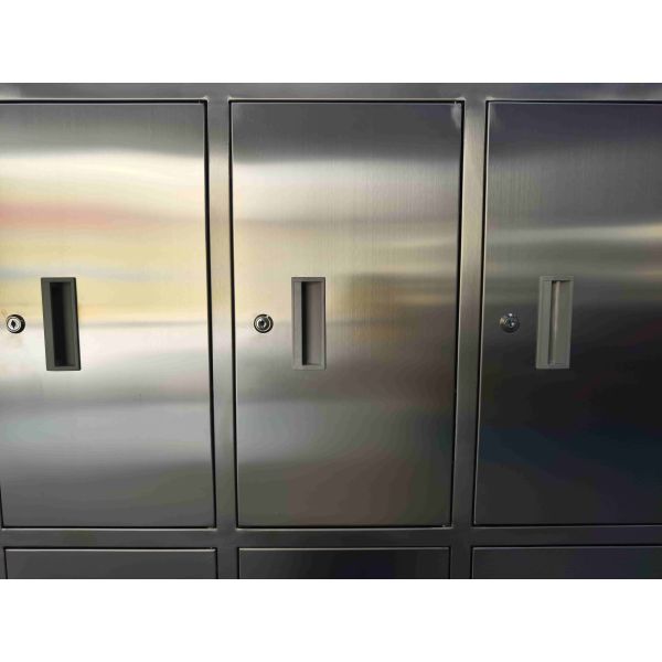 ESD-Safe 304L Stainless Steel Cleanroom Shoe Cabinet for ISO 14644 Compliant Pharma and Semiconductor Facilities