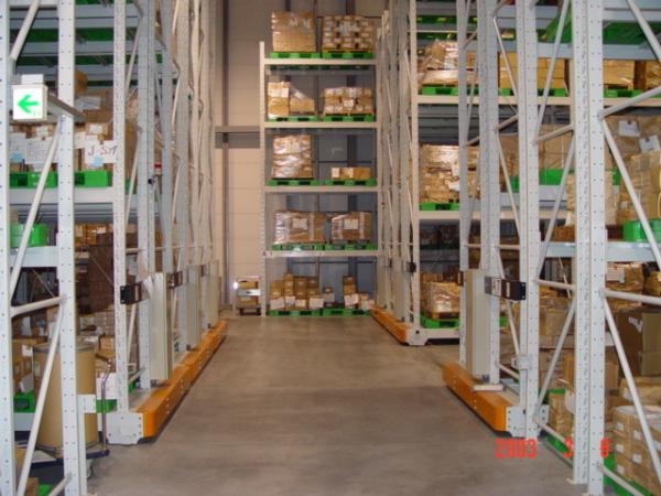 Heavy Duty Movable Racking System Powder Coated Movable Storage Racks