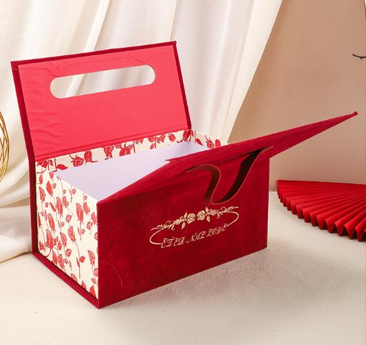 Velvet Textured Foldable Gift Boxes Stamping Customizable Gold Foil Packaging Box