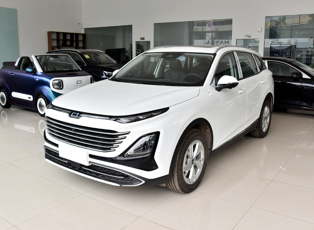 FAW Bestune T90 Extreme 1.5T 2.0T Berline voiture T55 voitures à essence pour 5 places 5 portes