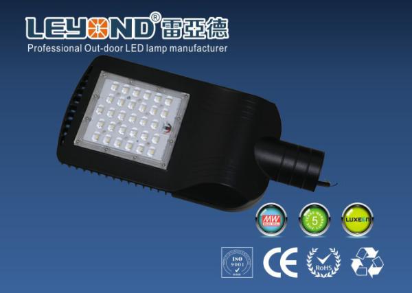 IP65 IP Rating Waterproof Outdoor LED Street Light 50Watt Solar Street Lamp 2700K Warm White