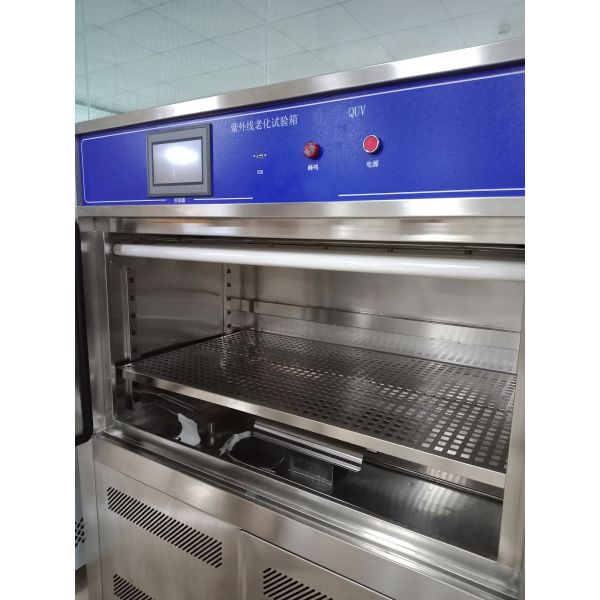 Квадратный тип ускорил ход выдерживать тест ультрафиолетового света камеры ASTMG53-77