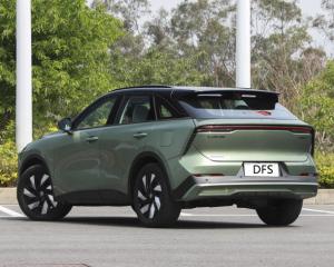 Trendy Venucia V Online Carros híbridos de 5 lugares 97kW para desempenho ideal