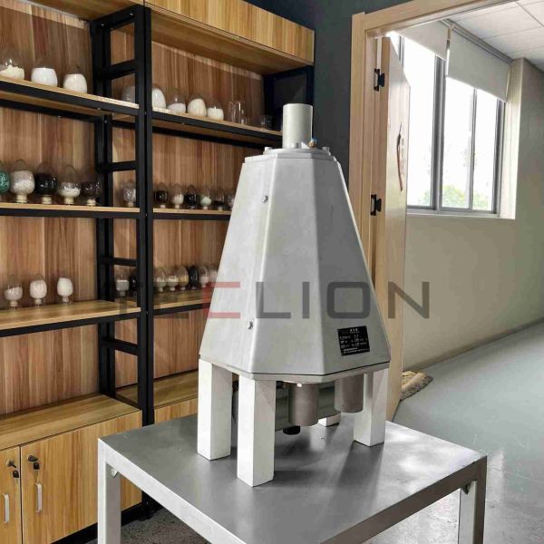 One in multiple out diverter valve solves the problem of flow distribution