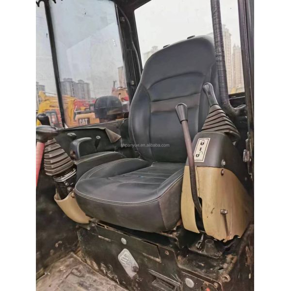 Used CAT 305.5 306 Excavator with 0.31m3 Bucket Capacity and 6000 KG Machine Weight