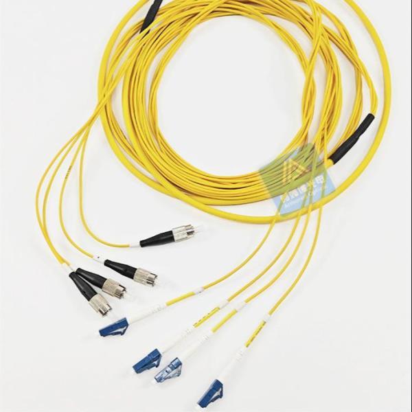4 cordons à fibres blindées FC LC Jaune LSZH 5,0 mm résistant aux rongeurs FTTX
